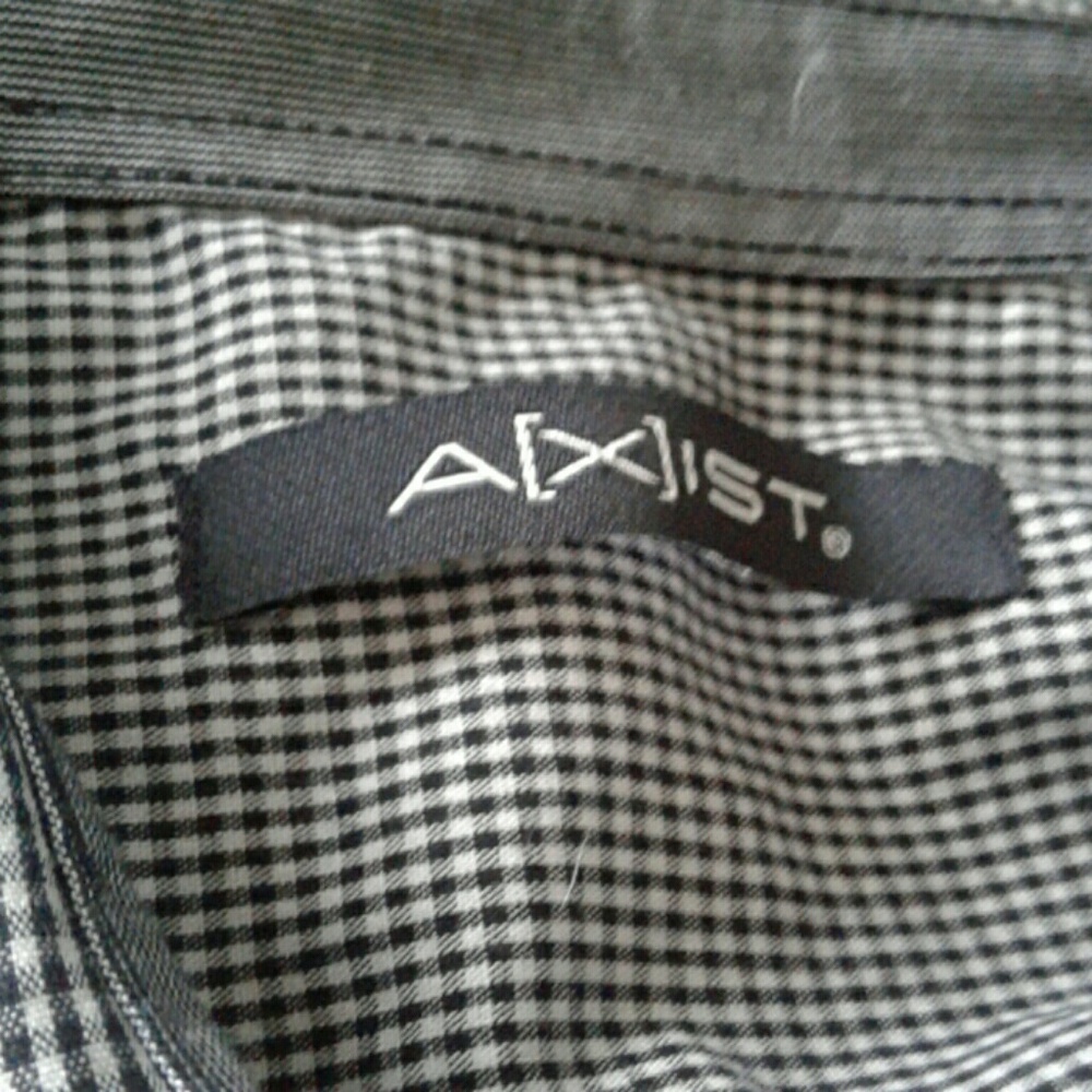 Button down shirt - Picture 2 of 2